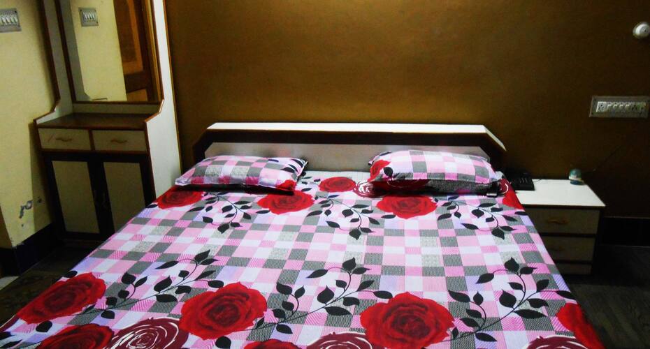 Hotel Shanti Ganga, Fatehpur 4